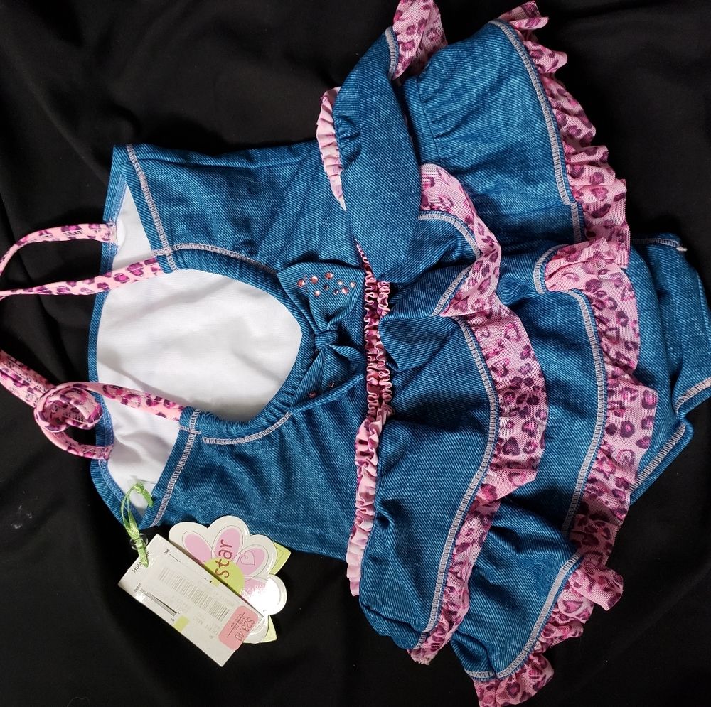 Swim suit - Picture 2 of 2